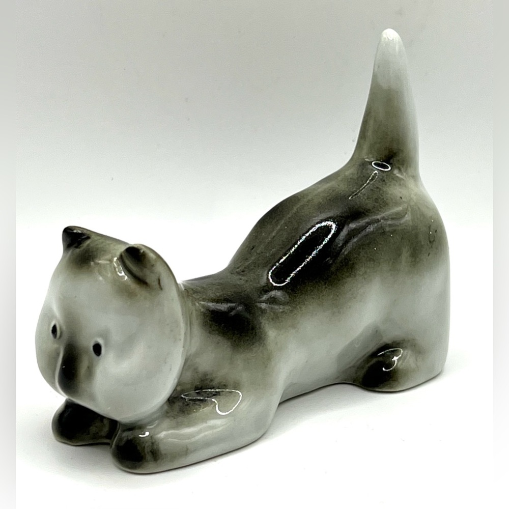 VTG Arabia Made in Finland Ceramic Cat Figurine by Michael Schilkin MCM 4 in